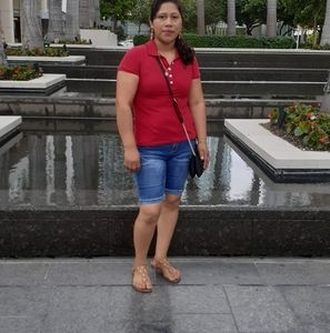 Meet your Posher, Flory